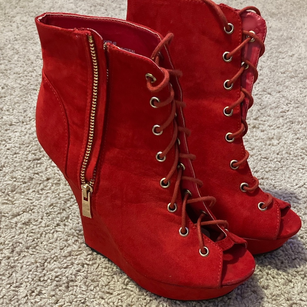 Rouge Helium Red Lace-Up Peep Toe Wedge Boots